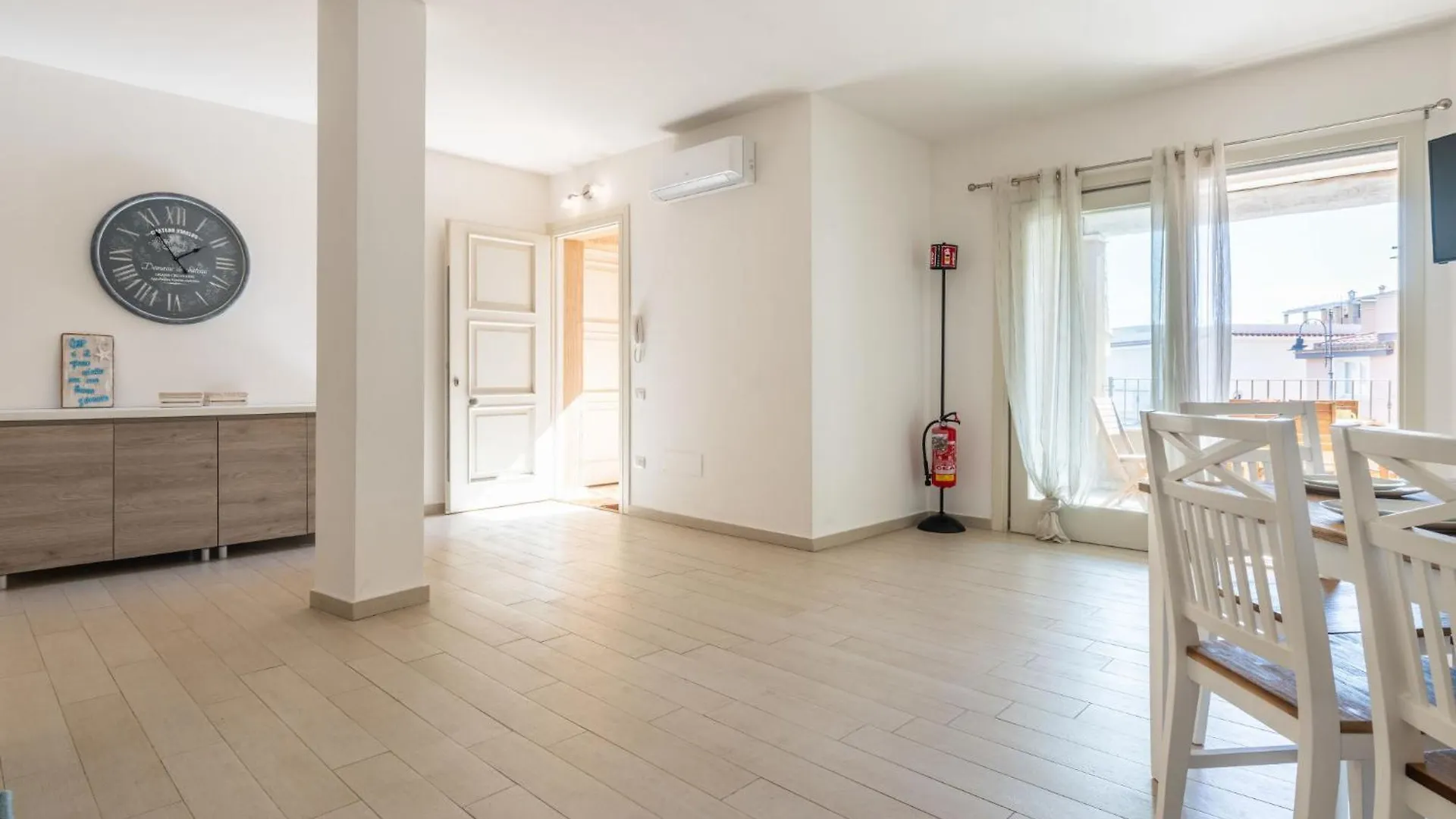 Apartment Via Del Mare By Interhome 维拉西米乌斯